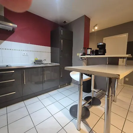 Large, Spacious, Fully Equipped 4p - 2bedroom - Parking *