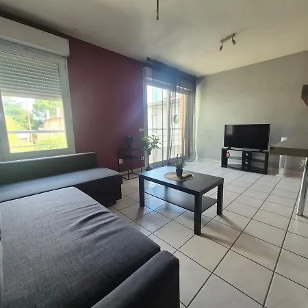 Large, Spacious, Fully Equipped 4p - 2bedroom - Parking *