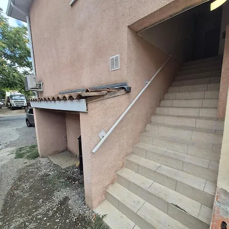 Large, Spacious, Fully Equipped 4p - 2bedroom - Parking Апартаменты